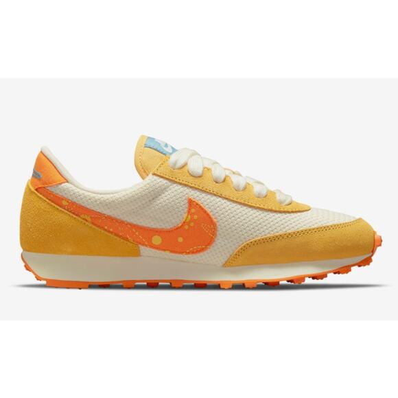 Nike Women's Daybreak Sneakers Paisley Swoosh Pale Ivory Magma Orange, Size 6.5 - Picture 2 of 14